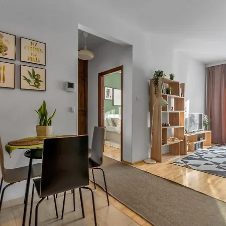 Modern Zoliborz Lux Near Center With Parking And Garden Daire *