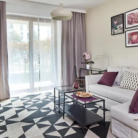 Modern Zoliborz Lux Near Center With Parking And Garden Daire Varşova