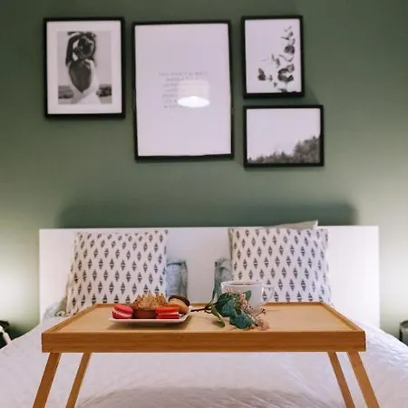 Modern Zoliborz Lux Near Center With Parking And Garden Daire Varşova