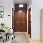 Modern Zoliborz Lux Near Center With Parking And Garden 华沙
