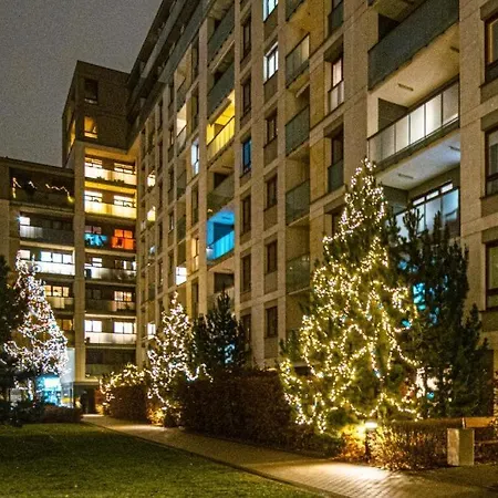 公寓 Modern Zoliborz Lux Near Center With Parking And Garden