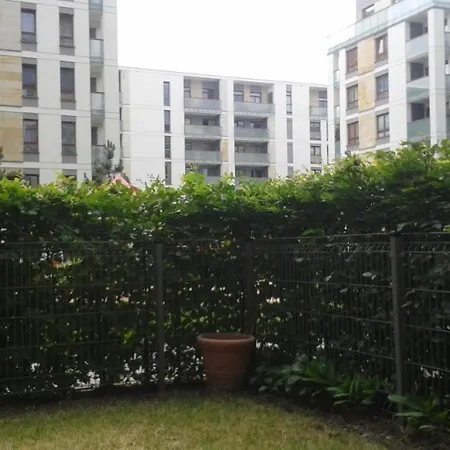 Modern Zoliborz Lux Near Center With Parking And Garden * 华沙